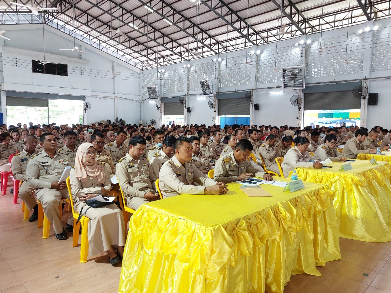 202406131127-LINE_ALBUM_ปภ.บรรยายประชุมกำนันผู้ใหญ่บ้าน_240613_4_0.jpg