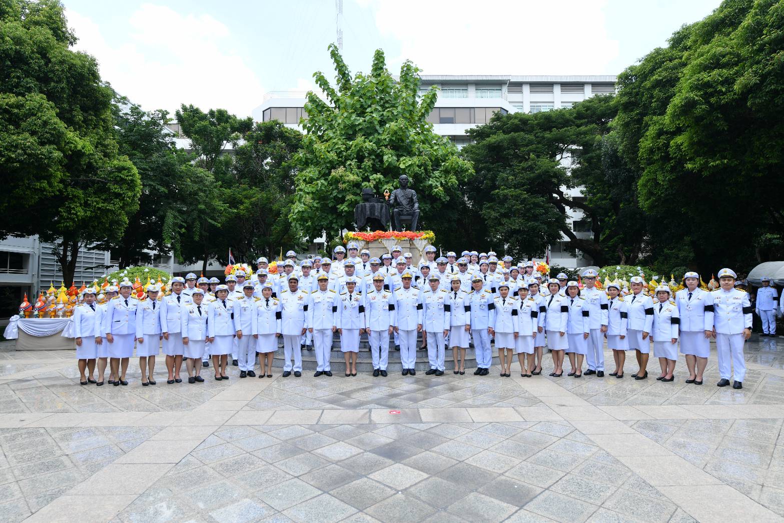 TINT visits covid hospital center